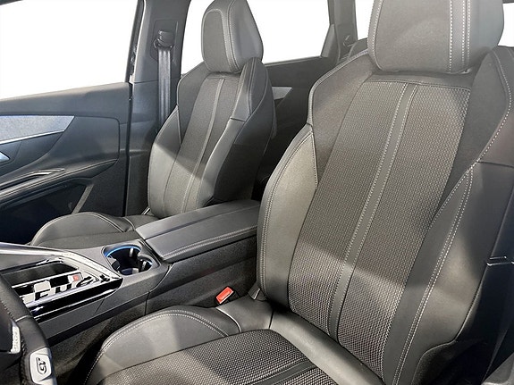 Peugeot 5008 5 of 15