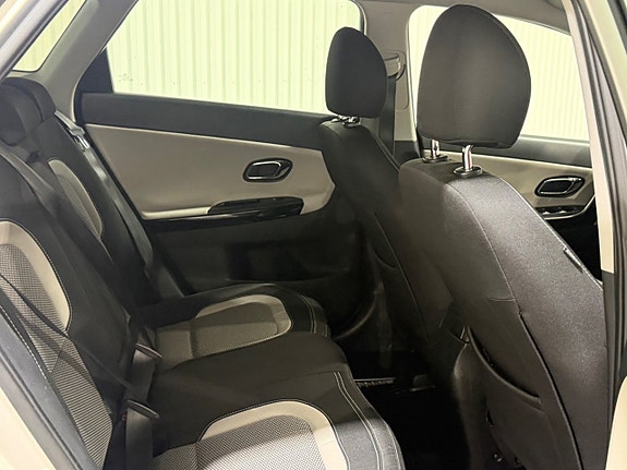 Kia Ceed 5 of 16
