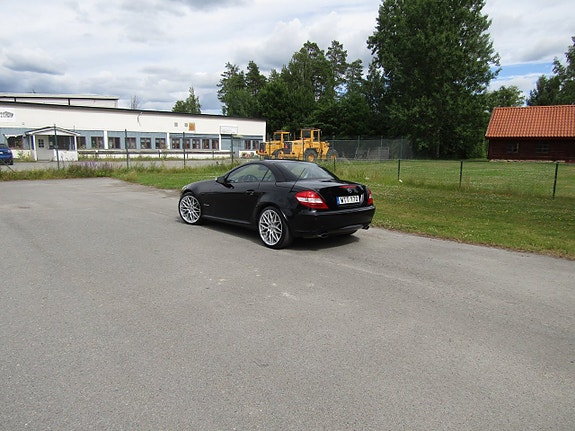 Mercedes-Benz SLK200 5 of 5