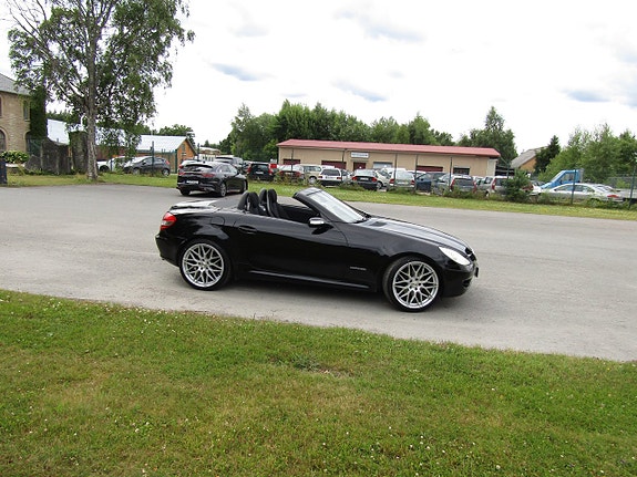 Mercedes-Benz SLK200 13 of 18