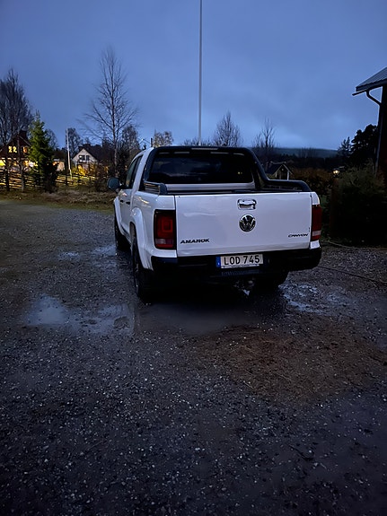 Volkswagen Amarok 3 of 4