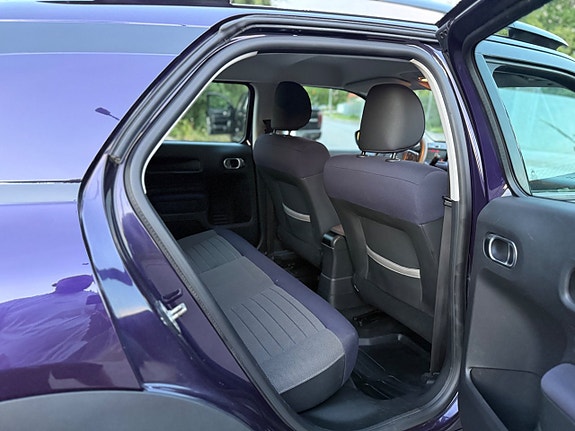Citroen C4 Cactus 11 of 18