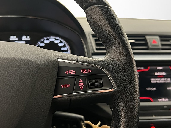 Seat Arona 18 of 30