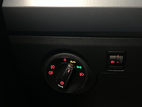 Seat Arona 14 of 30
