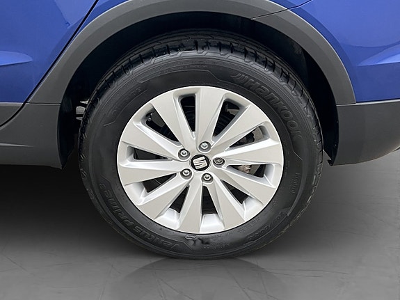 Seat Arona 28 of 30