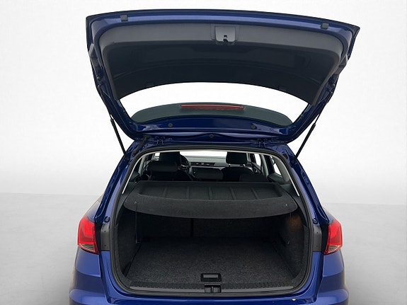Seat Arona 26 of 30