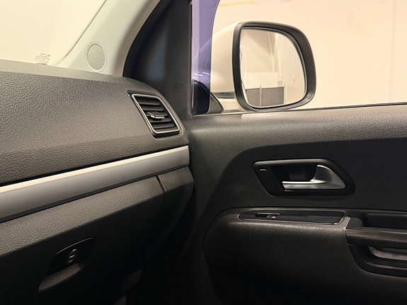 Volkswagen Amarok 29 of 30
