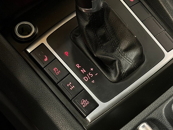 Volkswagen Amarok 25 of 30