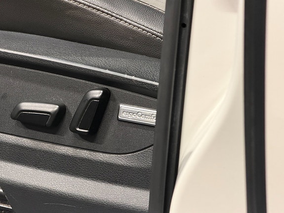Volkswagen Amarok 22 of 30
