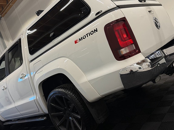 Volkswagen Amarok 14 of 30