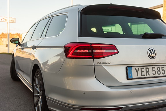 Volkswagen Passat 6 of 12