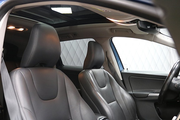 Volvo XC60 25 of 27