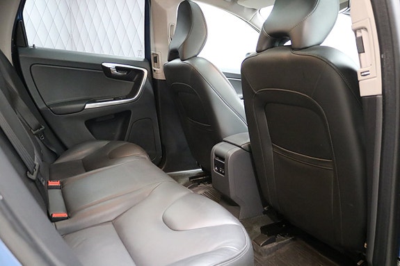 Volvo XC60 26 of 27