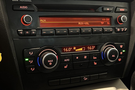 BMW 320d 18 of 25