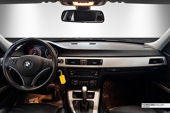 BMW 320d 15 of 25