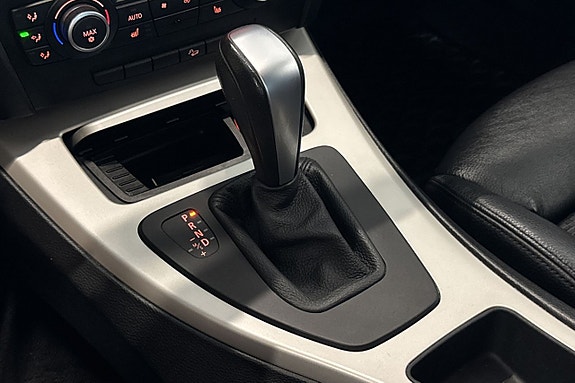 BMW 320d 19 of 25