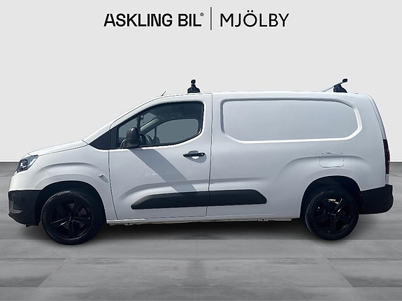 Toyota Proace City 3 of 5