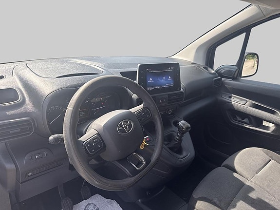 Toyota Proace City 8 of 12