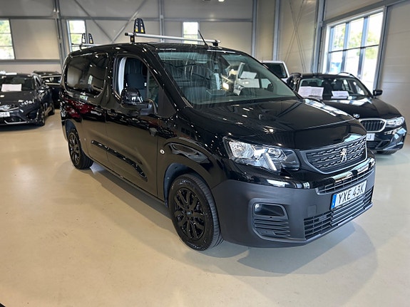 Peugeot Partner 2 of 5