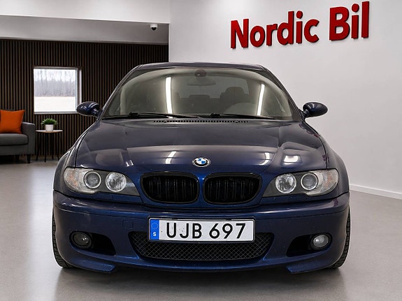BMW 325Ci 2 of 5