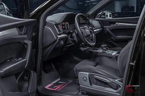 Audi Q5 8 of 17