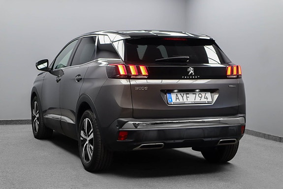 Peugeot 3008 3 of 5