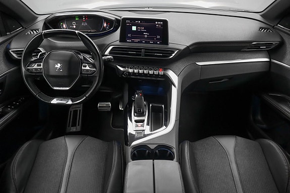 Peugeot 3008 2 of 5