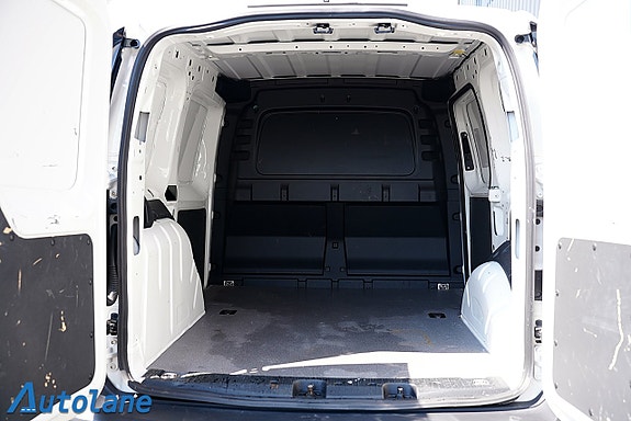 Volkswagen Caddy 8 of 17