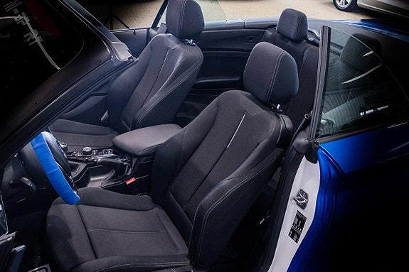 BMW 220d 14 of 21