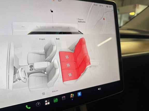 Tesla Model Y 18 of 19