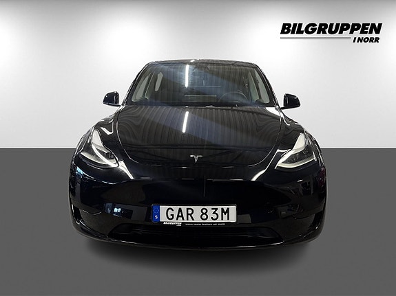 Tesla Model Y 2 of 19