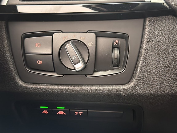 BMW 320 16 of 30