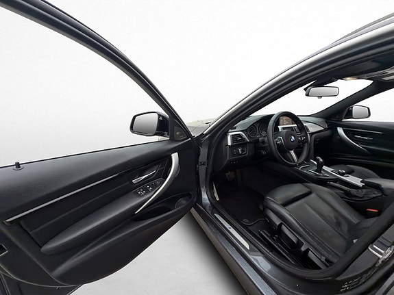 BMW 320 11 of 30