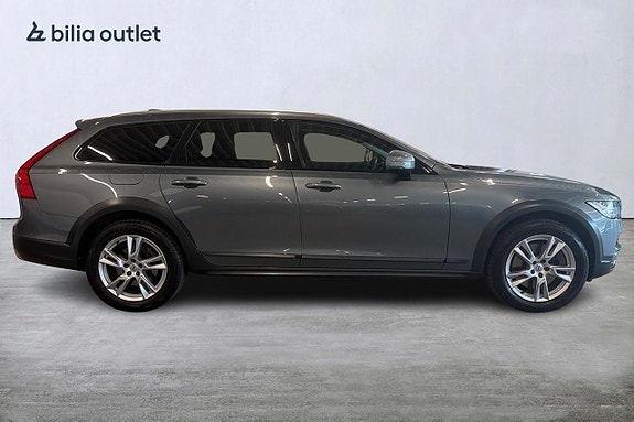 Volvo V90 Cross Country 5 of 5