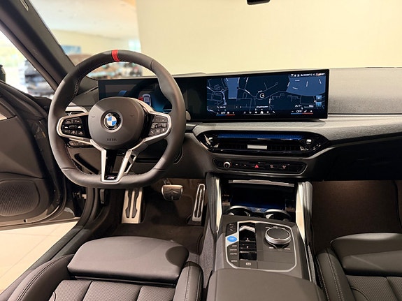 BMW i4 7 of 13
