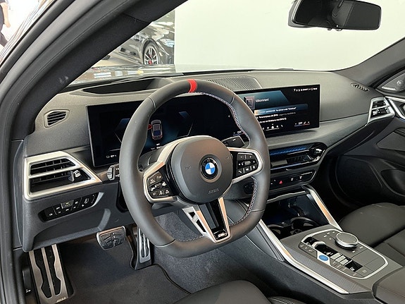 BMW i4 7 of 16