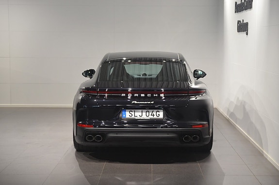 Porsche Panamera 4 7 of 20