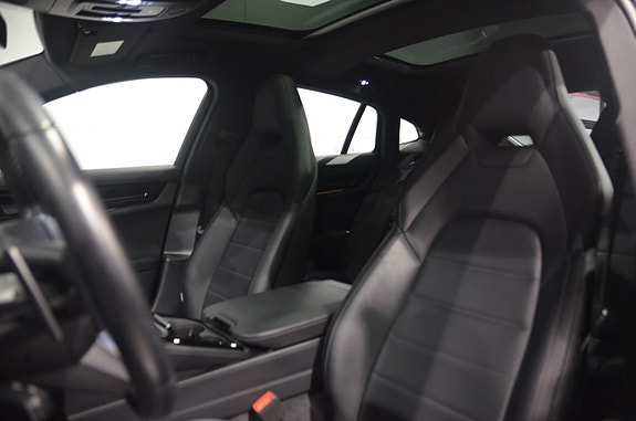 Porsche Panamera 4 11 of 20