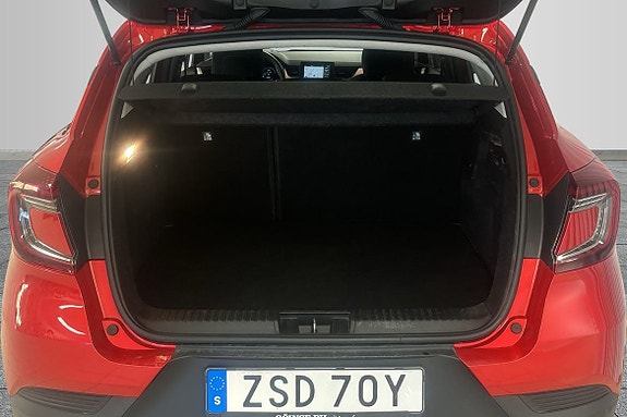 Renault Captur 9 of 15