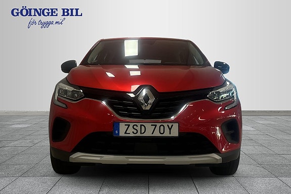 Renault Captur 3 of 15