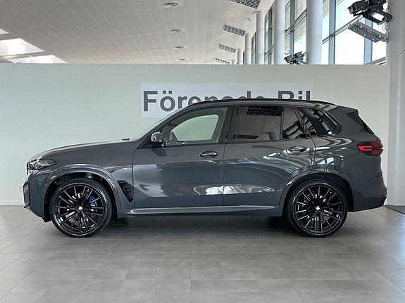 BMW X5 3 of 5
