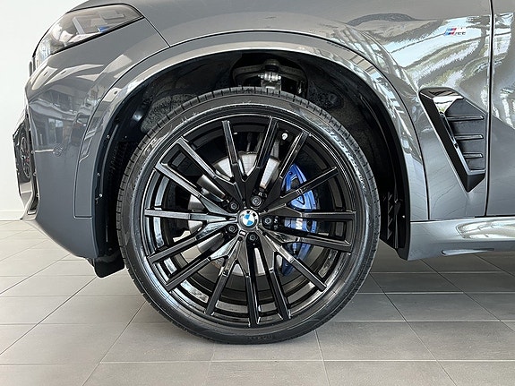 BMW X5 4 of 5