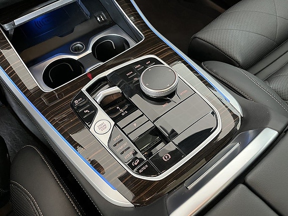 BMW X5 8 of 18