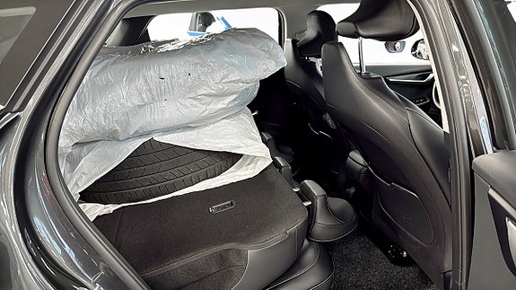 Kia EV6 5 of 5