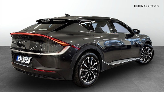 Kia EV6 2 of 5