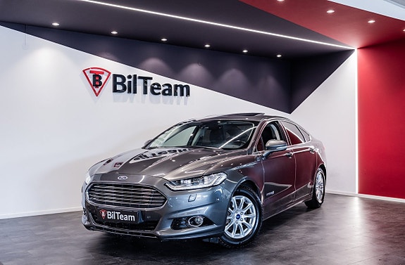 Ford Mondeo 2 of 5