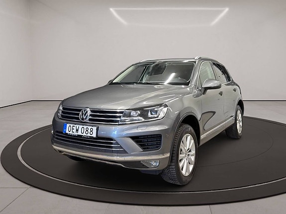 Volkswagen Touareg 3 of 26