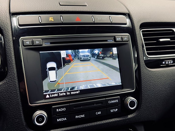Volkswagen Touareg 23 of 26