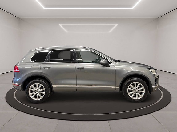 Volkswagen Touareg 24 of 26