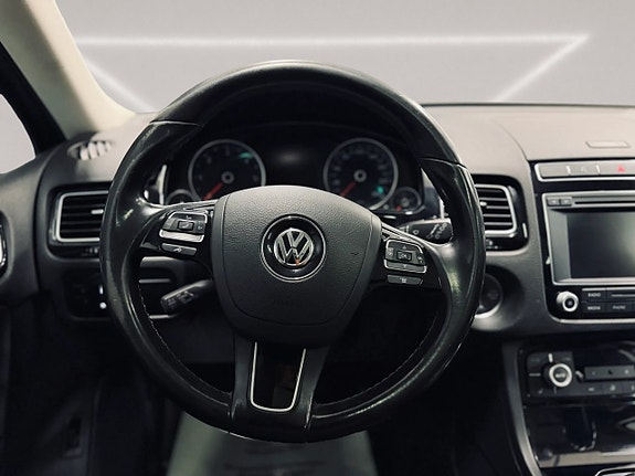 Volkswagen Touareg 16 of 26